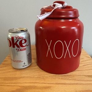 Rae Dunn XOXO large canister